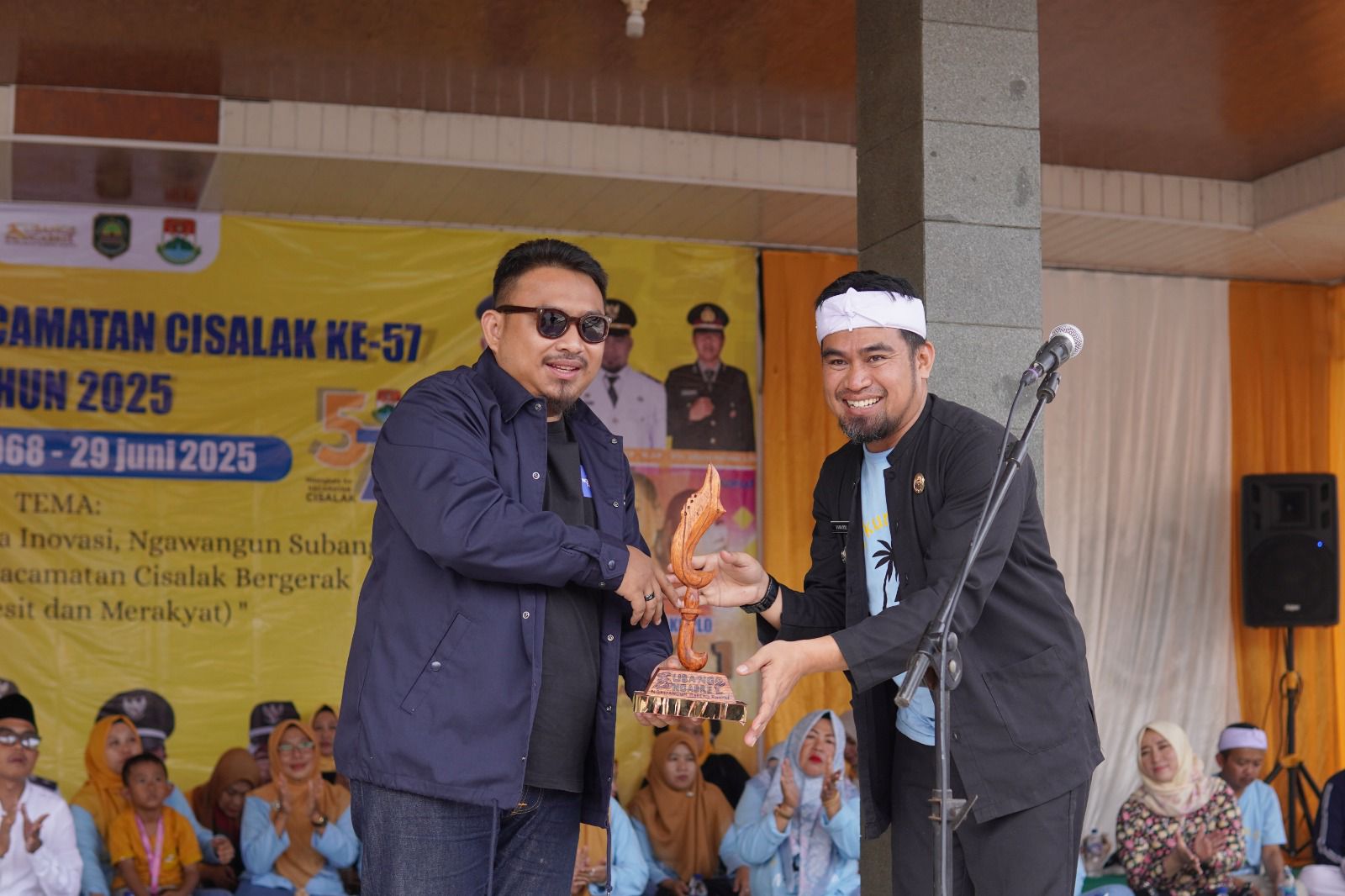 HADIRI MILANGKALA KECAMATAN CISALAK KE-57,BUPATI SUBANG KANG REY TEBAR KEBAHAGIAAN BERSAMA MASYARAKAT CISALAK