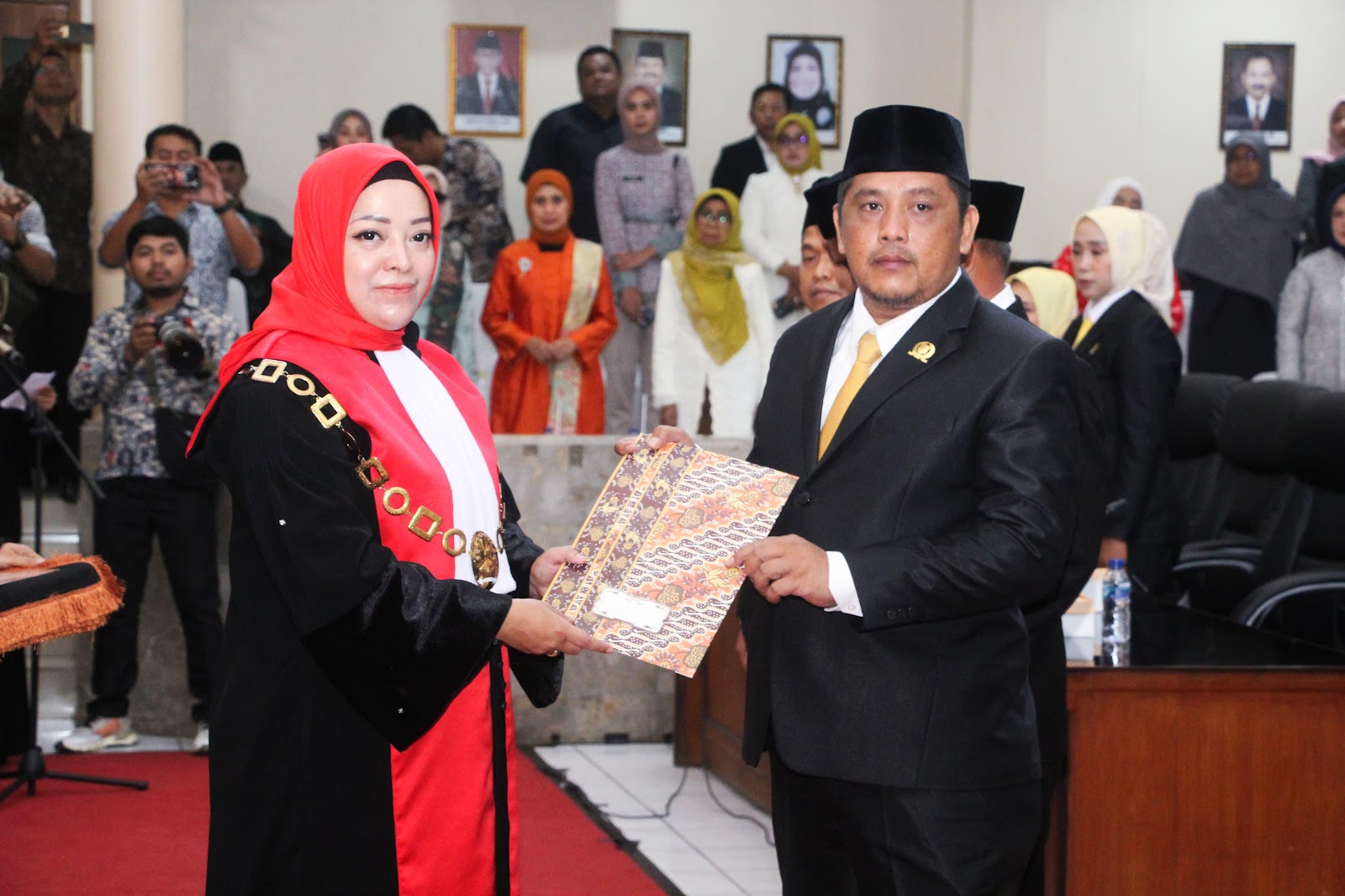 Hadiri Pelantikan Pimpinan DPRD Kab. Subang, Pj. Bupati Yakin DPRD Subang Mampu Ciptakan Situasi yang Kondusif