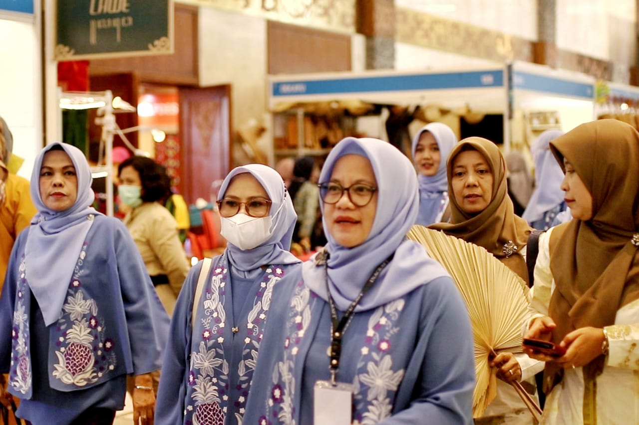 Hadiri Pembukaan INACRAFT 2023,Mimih Berkomitmen Untuk Memajukan Pengrajin