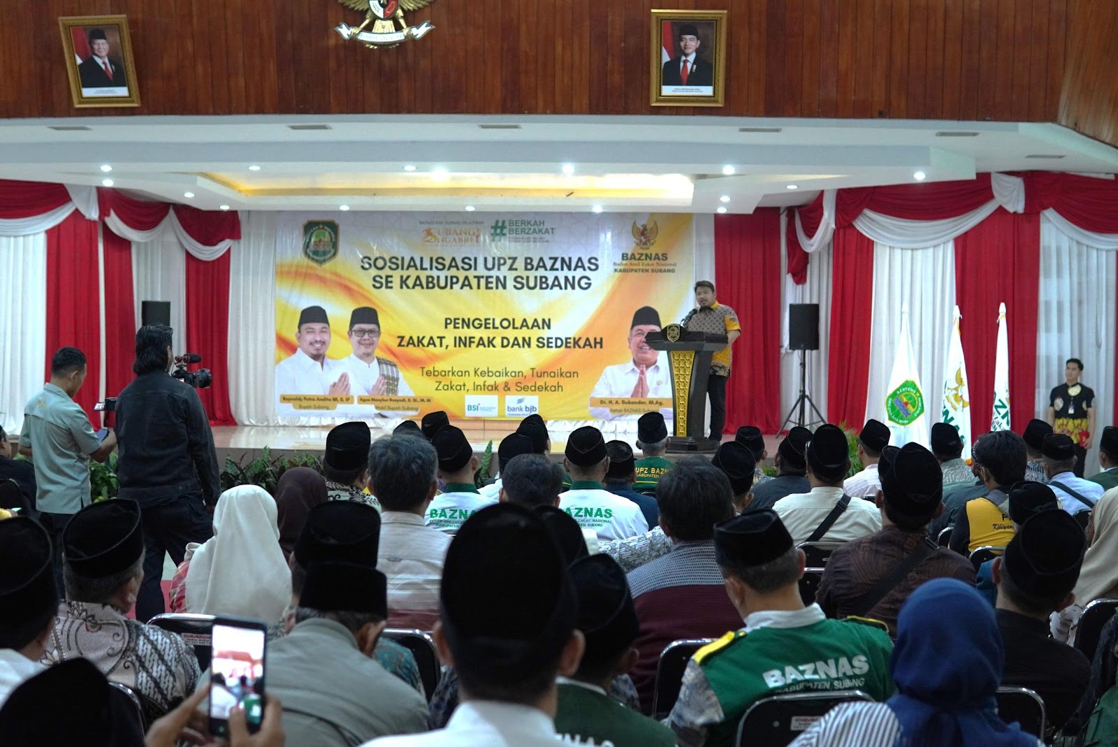 HADIRI PENGUKUHAN UPZ BAZNAS, BUPATI SUBANG TEGASKAN PENTINGNYA AMANAH PETUGAS UPZ