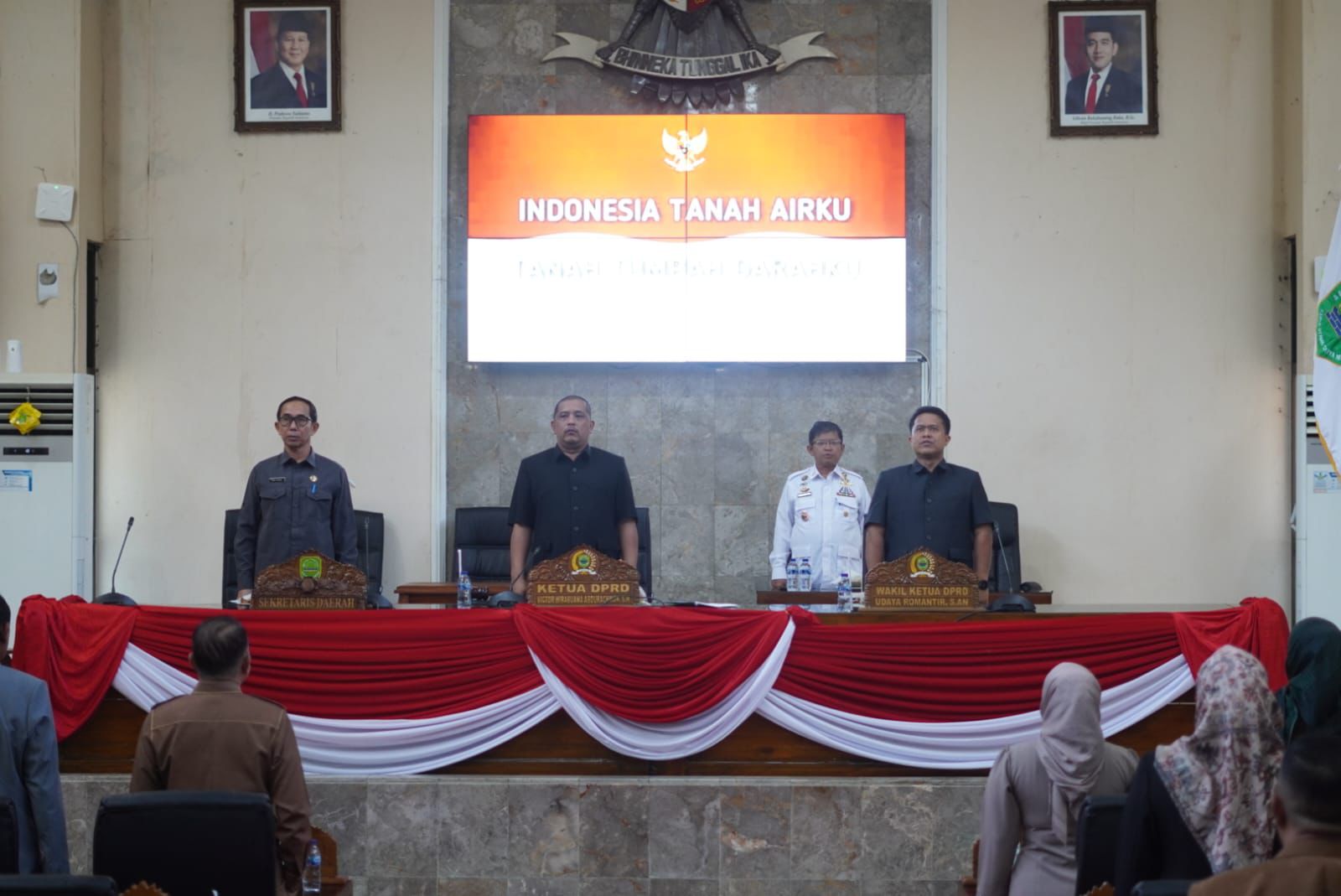 HADIRI RAPAT PARIPURNA, SEKDA SUBANG SAMPAIKAN TANGGAPAN ATAS PANDANGAN DPRD TERKAIT PERUBAHAN KUA-PPAS 2025: FOKUS PADA EFISIENSI DAN INFRASTRUKTUR PRIORITA