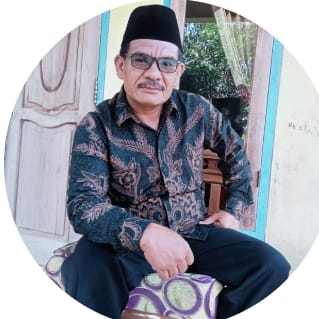Haji Utib Salagedang Berinisiatif Perbaiki Berbagai Jalan Di Kec. Tanjungsiang