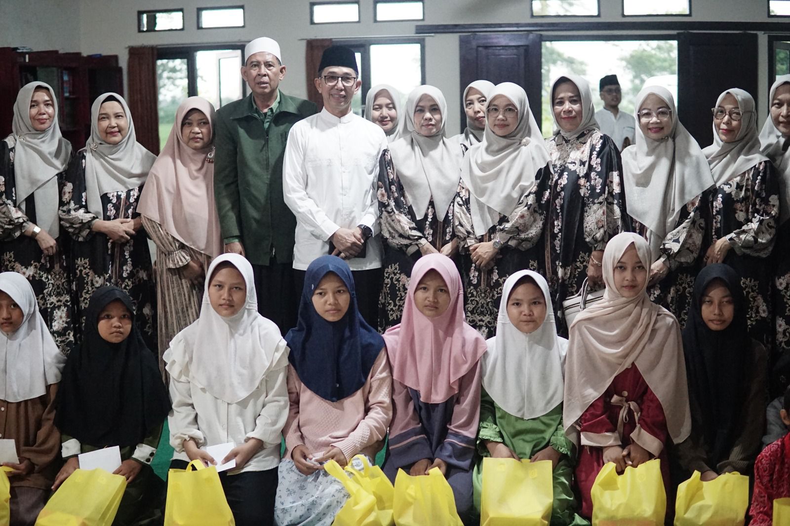 HANGATNYA RAMADAN, DWP SUBANG BERBAGI KASIH UNTUK SANTRI PONDOK PESANTREN AL-AUFA