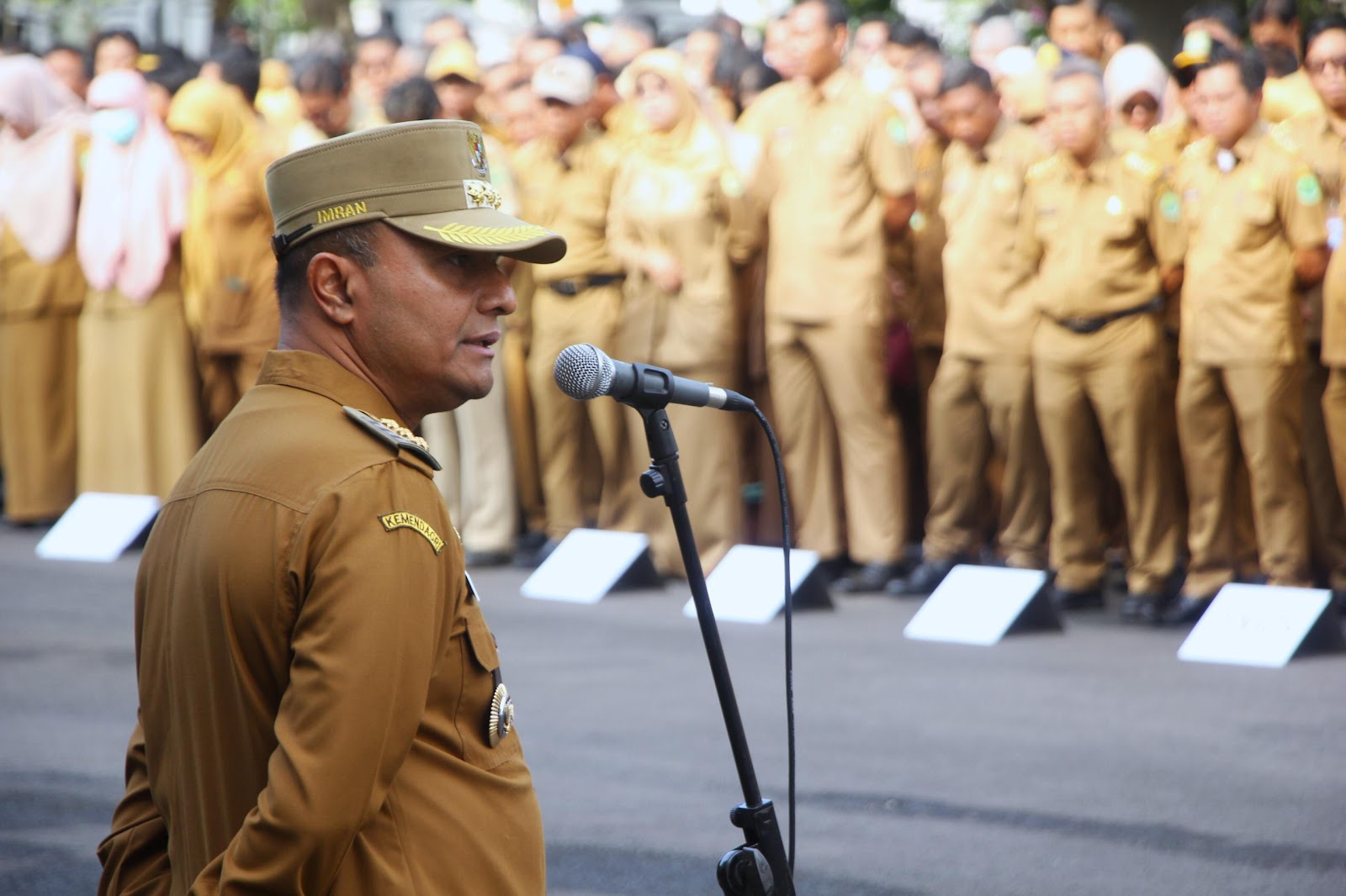 HANYA ADA VISI MISI PRESIDEN DAN ANGGARAN HARUS BERDAMPAK BAGI MASYARAKAT, TEGAS PJ BUPATI SUBANG DALAM APEL GABUNGAN