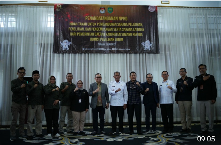 HIBAHKAN TANAH BAGI KPU RI, KANG JIMAT SEBUT SEBAGAI DUKUNGAN BAGI PENGEMBANGAN DEMOKRASI