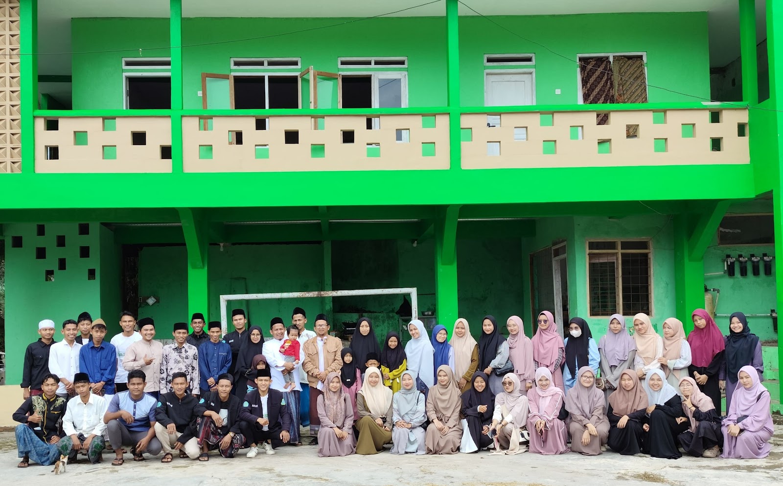 Himpunan Alumni Ponpes Al Ikhlas Raudhatul Uluum Subang (HAARUS) Menyelenggarakan Halal Bi Halal Pertama