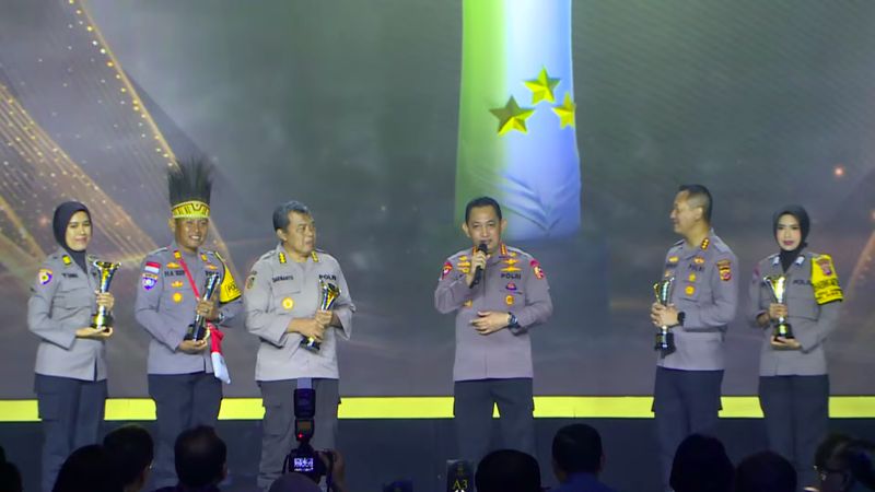Hoegeng Awards 2024 Digelar,Untuk Menjaring Polisi Teladang Berdasarkan Usulan Publi,Ayo,Usulkan Polisi Teladan di Sekitarmu!
