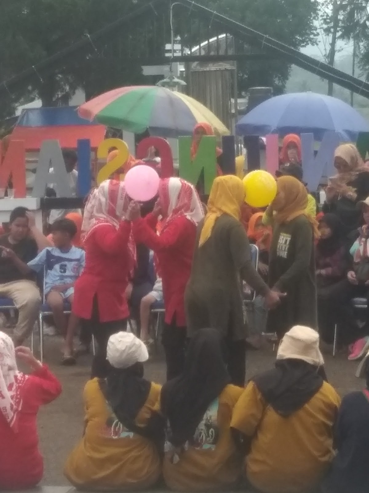 Ibu-Ibu PKK Tanjungsiang Memeriahkan  HUT Kemerdekaan RI