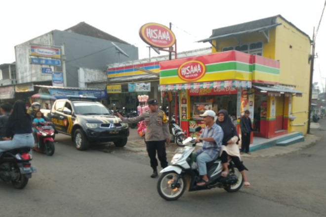 Jajaran Polsek Tanjungsiang  Patroli Ngabuburit Antisipasi Kemacetan, Balap liar dan kerawanan lainnya di Wilayah Hukum Polsek Tanjungsiang