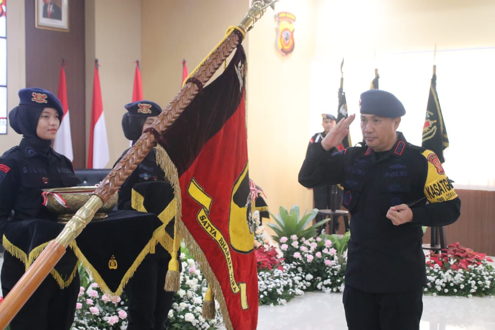 Jelang HUT Brimob Polri Ke 78, Sat Brimob  Polda Jabar Laksanakan Pensucian Dhuaja