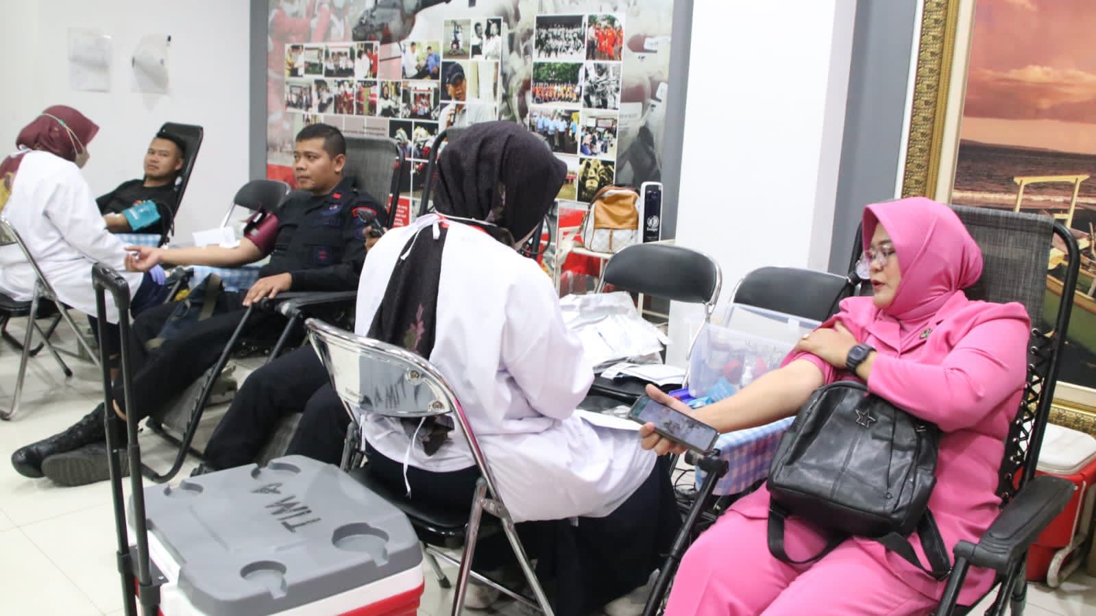 Jelang HUT Korps Brimob Polri Ke – 78, Sat Brimob Polda Jabar Gelar Kegiatan Donor Darah