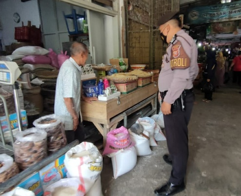 Jelang Imlek, Polisi Cek Harga Bahan Pokok