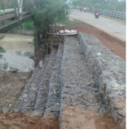 Jembatan Betok Binong Cikaum Direhabilitasi Berkat Perjuangan H.Oing Abdul Rohim