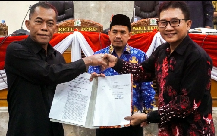 JIMAT-AKUR IKUTI RAPAT PARIPURNA DPRD DENGAN 3 AGENDA DEMI KEMAJUAN SUBANG