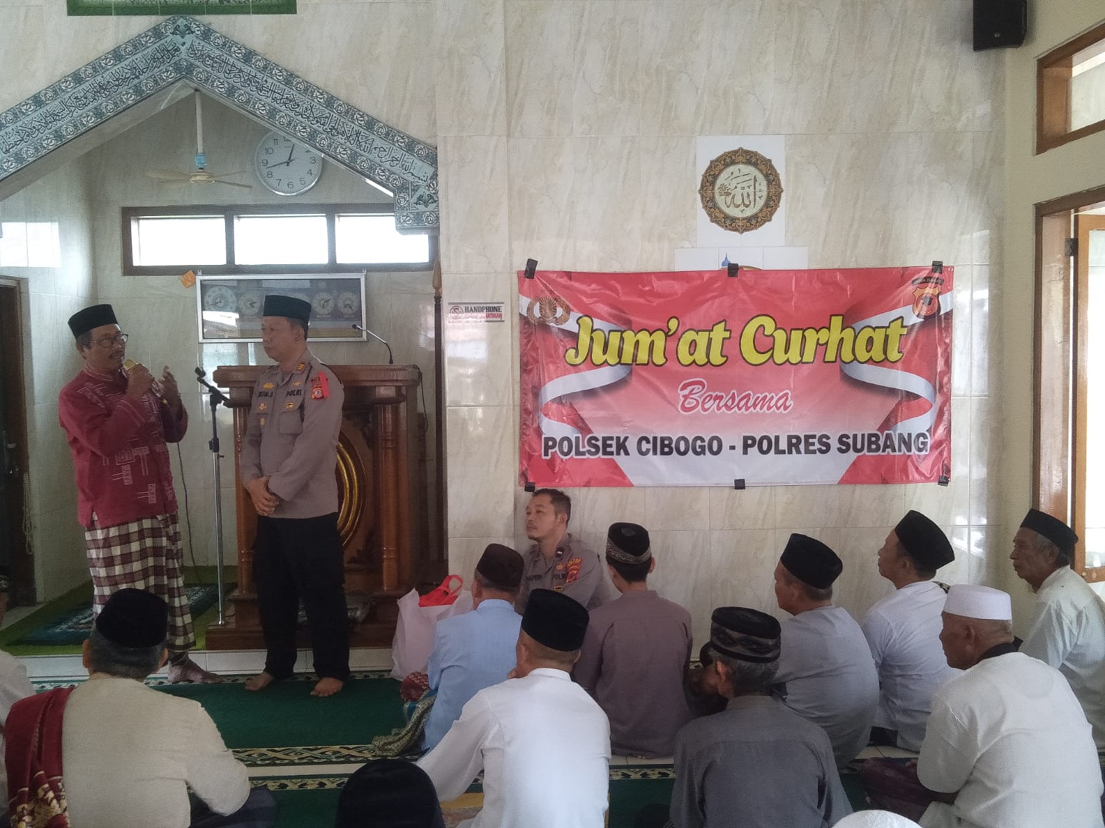 Jumat Curhat Kapolsek Cibogo Ajak Masyarakat Bekerjasama Menjaga Kamtibmas