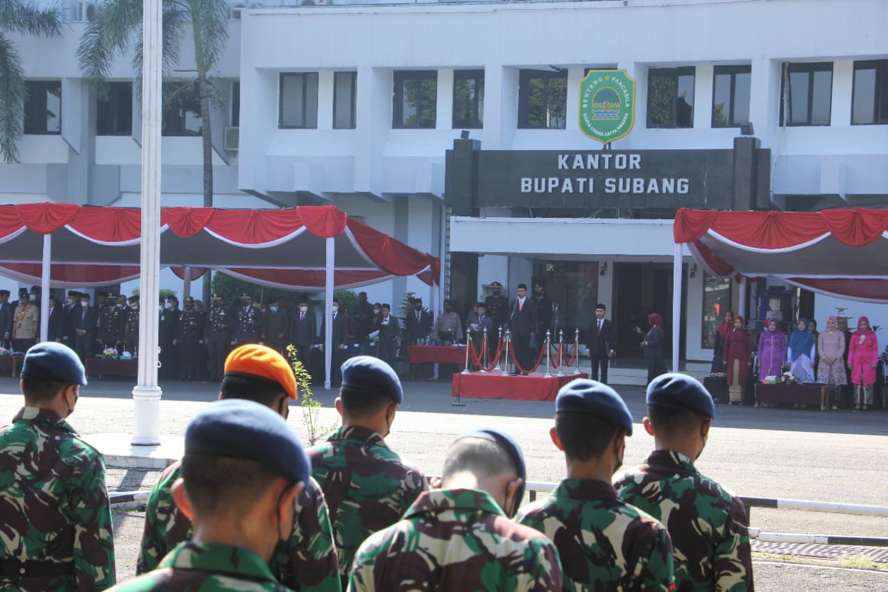 Kang Akur Bertindak Inspektur pada Upacara Peringatan Hari Kesaktian Pancasila