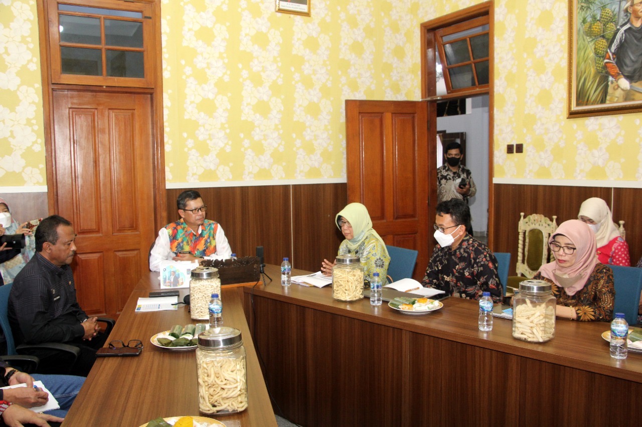Kang Akur Dukung Tim Balai Besar Guru Penggerak