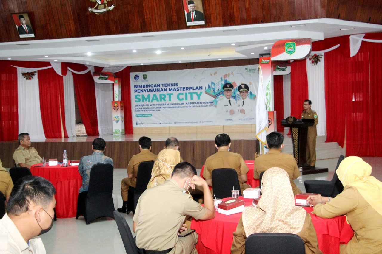 Kang Akur Hadiri Bimtek