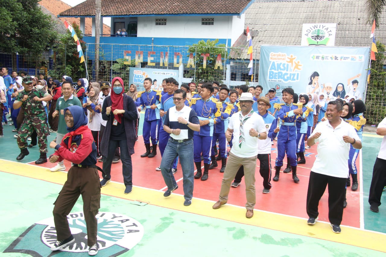 Kang Akur Hadiri Gerakan Nasional Aksi Bergizi