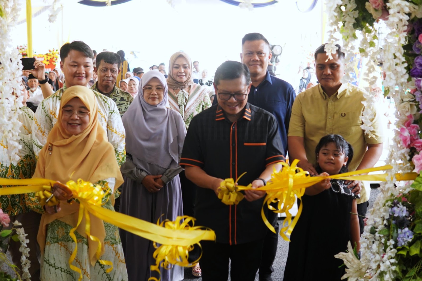 KANG AKUR HADIRI GRAND OPENING KANTOR PUSAT PT. CAHAYA RAUDHAH SUBANG, INGATKAN AMANAH DAN KEPERCAYAAN UMAT