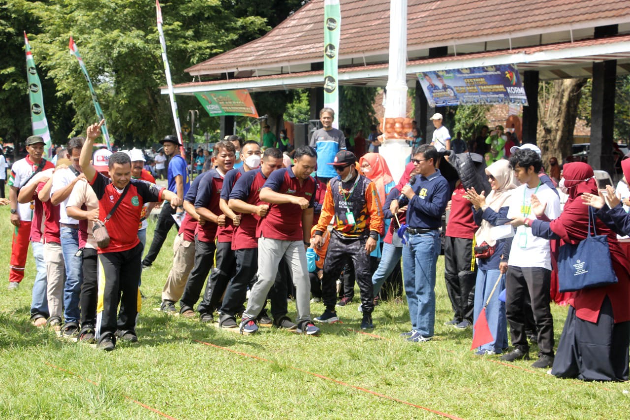 Kang Akur hadiri perlombaan Tradisional dalam rangka HUT KORPRI Tingkat Kabupaten