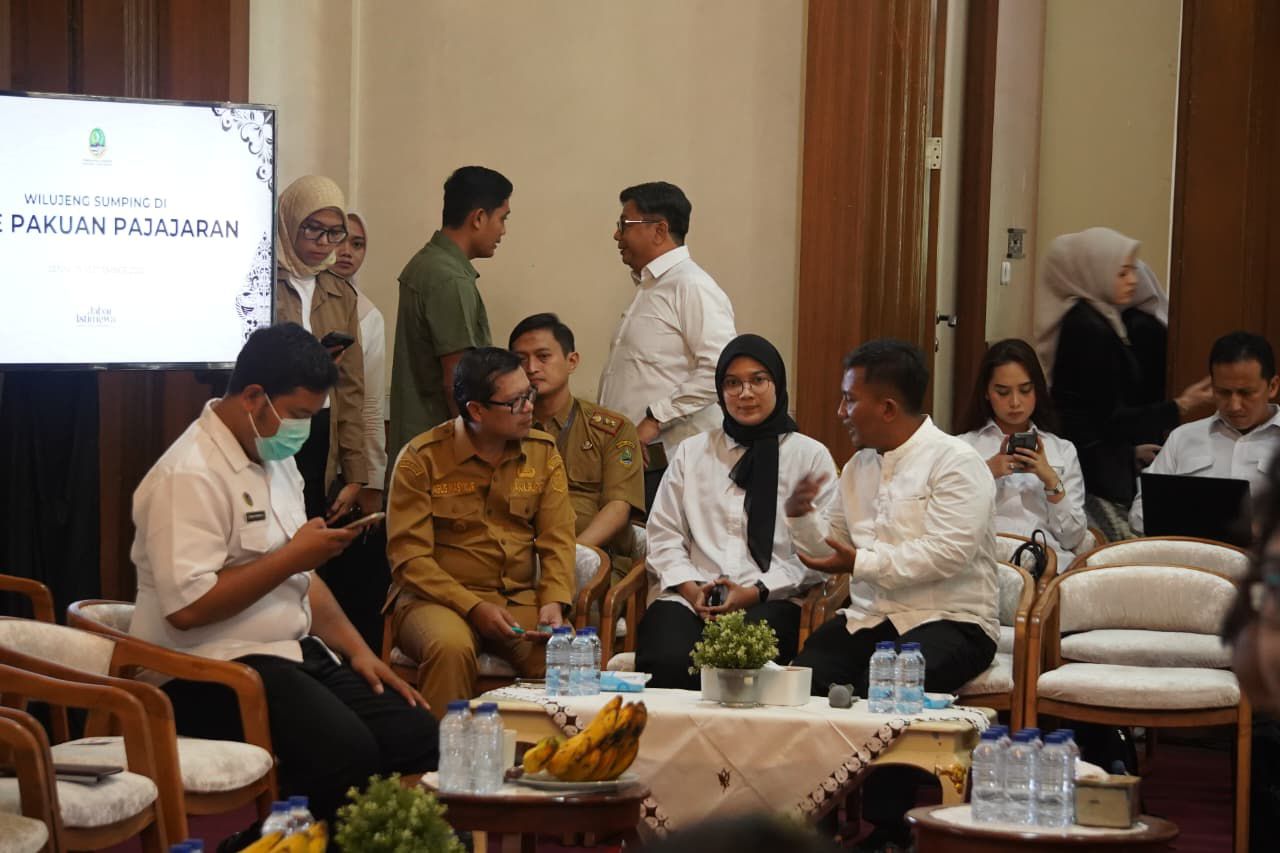 KANG AKUR HADIRI RAKOR MBG, KOMITMEN SUBANG SUKSESKAN MBG