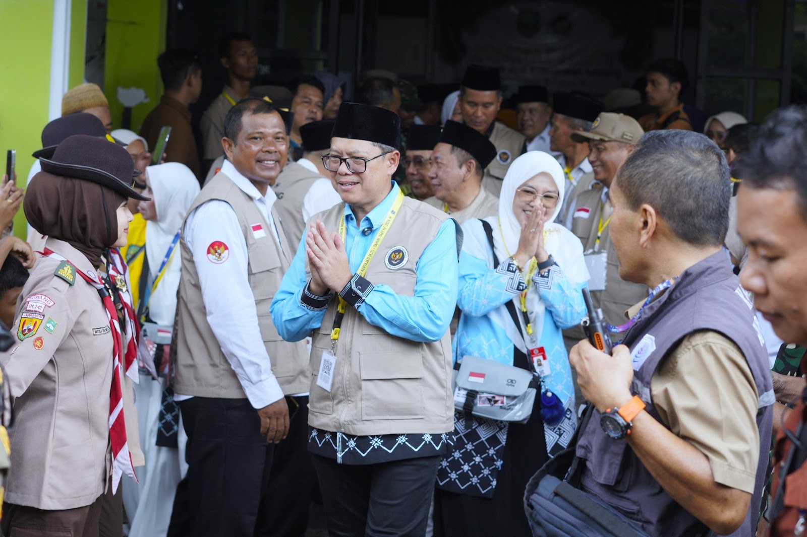 KANG AKUR LEPAS KEBERANGKATAN 439 CALON JEMAAH HAJI KLOTER 34, PESANKAN JAGA KESEHATAN DAN MAKSIMALKAN IBADAH