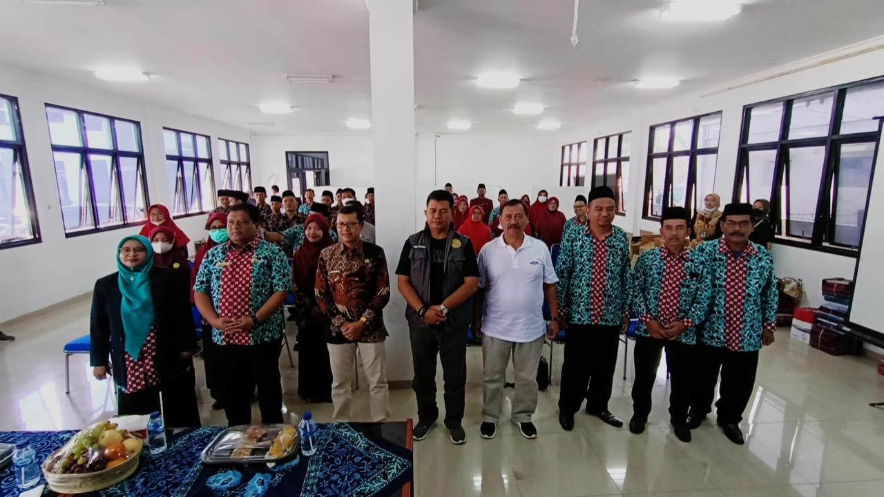 Kang Akur lepas Khafilah Pentas PAI SMP Tingkat Jawa Barat