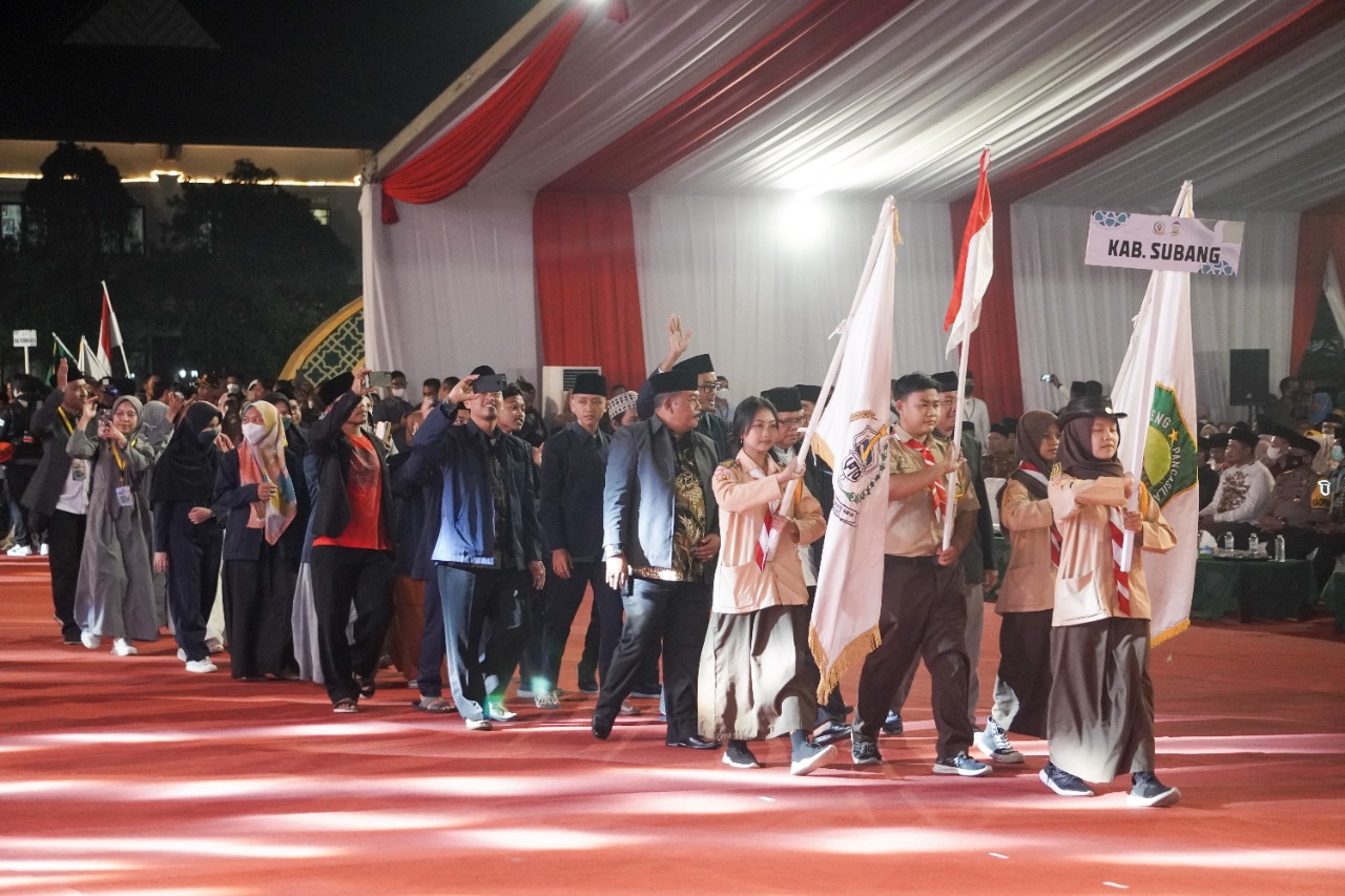 KANG AKUR MENGHADIRI PEMBUKAAN MTQ Ke-37 TINGKAT PROVINSI JABAR