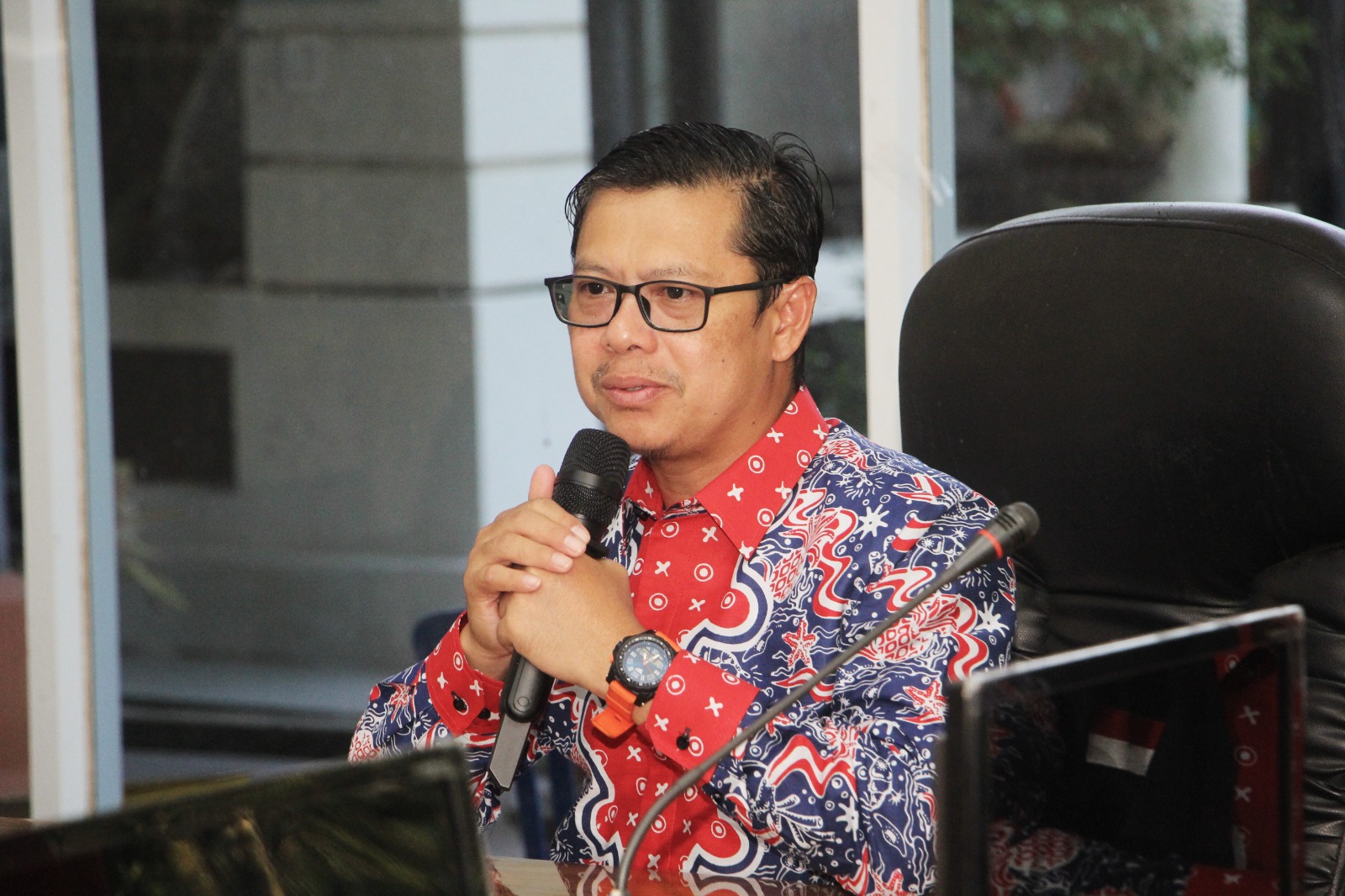 KANG AKUR TERIMA AUDIENSI ASKAB PSSI KABUPATEN SUBANG