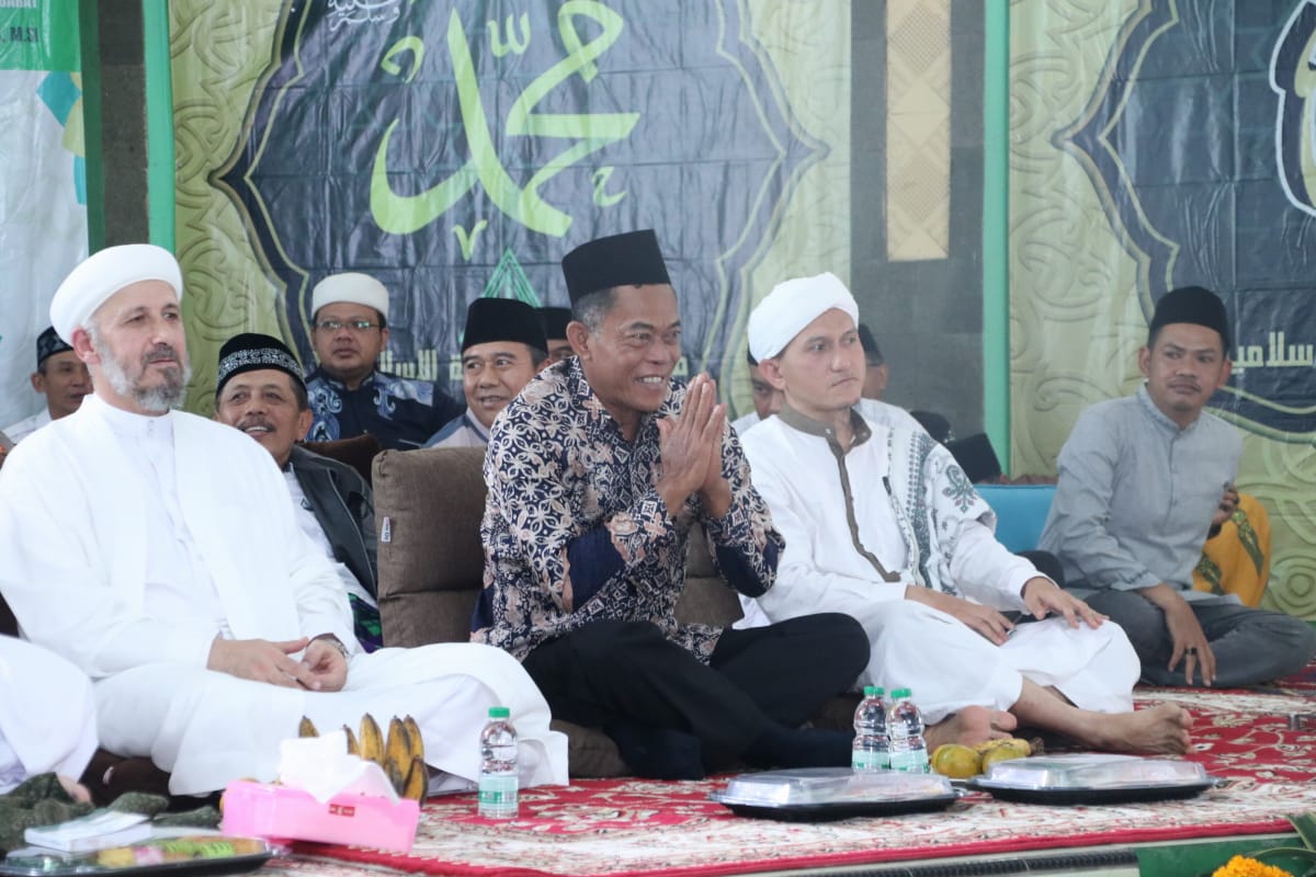 KANG JIMAT HADIRI MAULID NABI