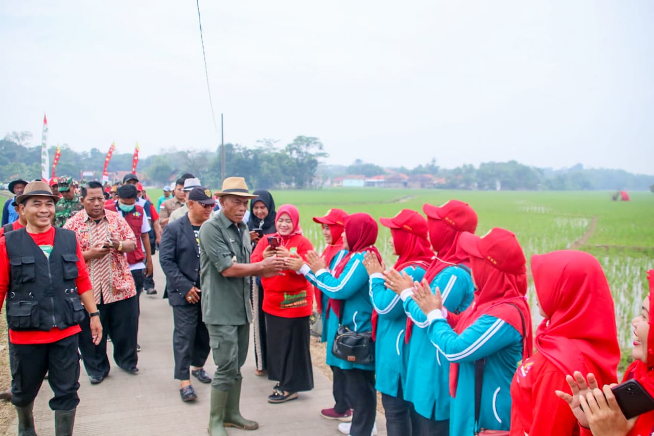 Kang Jimat Inginkan Gotong Royong di 'Guyubkan'