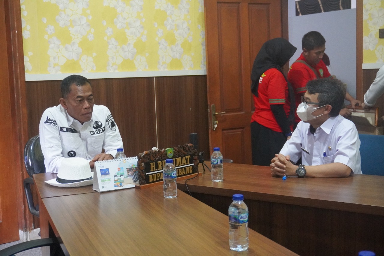 Kang Jimat Tandatangani Deklarasi Bersama Dukung Energi Baru dan Terbarukan