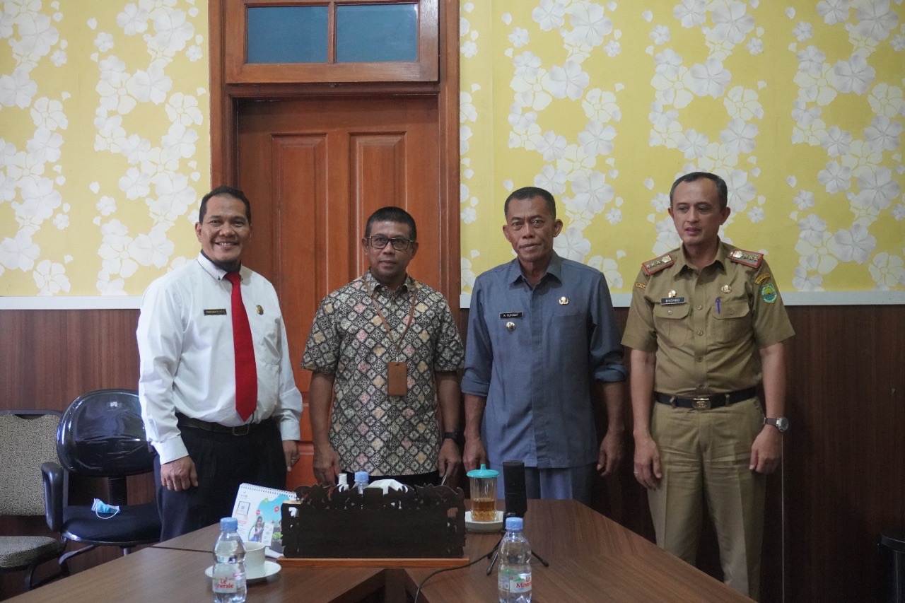 Kang Jimat Terima Kakanwil DJP Jabar II