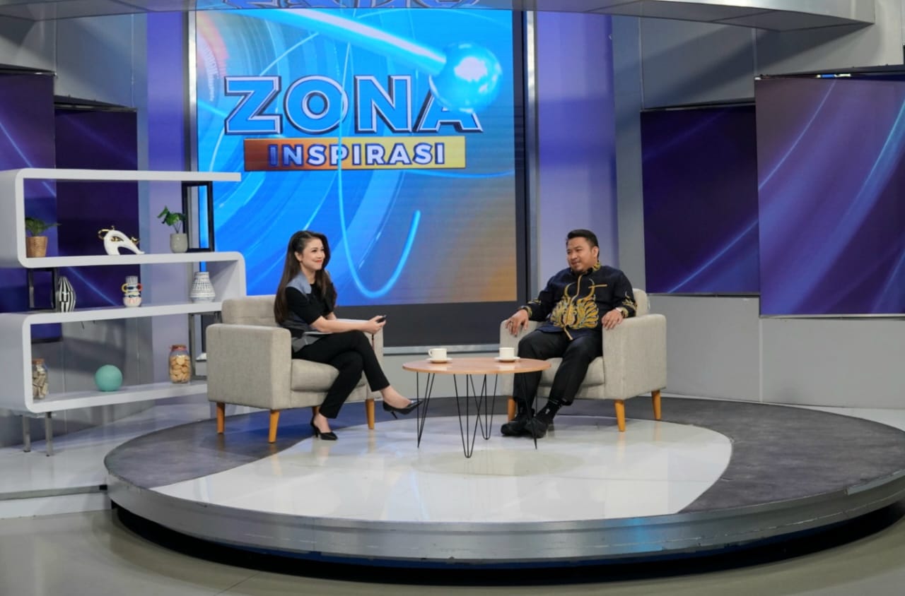 KANG REY JADI TAMU ZONA INSPIRASI KOMPAS TV: "UMUR ITU CUMA ANGKA. LIHAT TINDAKAN DAN INTEGRITAS SAYA"