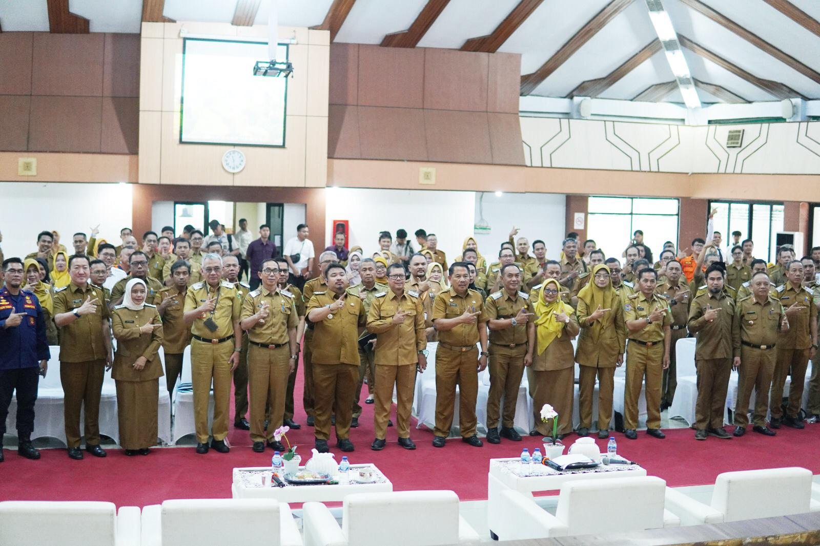 KANG REY KUMPULKAN PIC MEDSOS OPD DAN KECAMATAN UNTUK PERKUAT LAYANAN INFORMASI PUBLIK