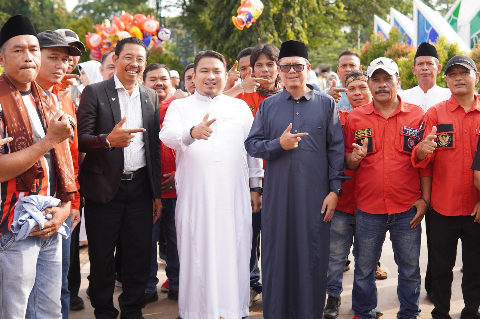 KANG REY LAKSANAKAN SHALAT IDUL FITRI, GAUNGKAN SEMANGAT NGAWANGUN SUBANG BARENG RAKYAT MENUJU SUBANG RELIGIUS