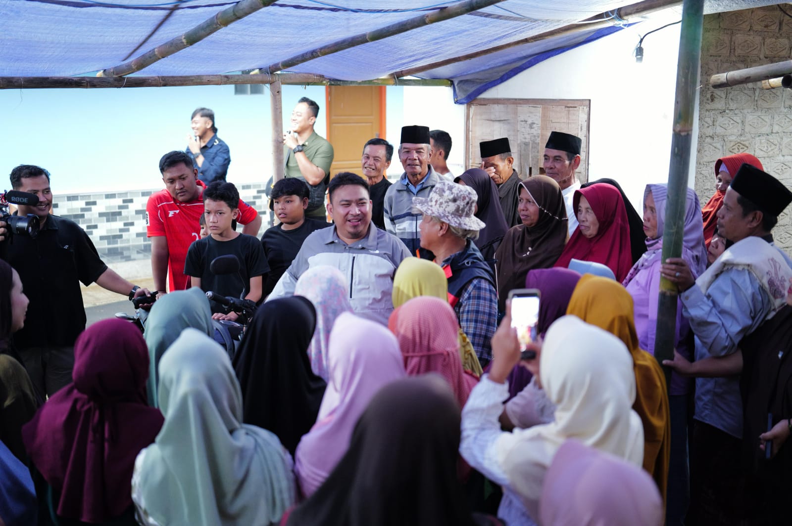 KANG REY YAKIN KORBAN LONGSOR DAYEUHKOLOT MENINGGAL DALAM KEADAAN SYAHID