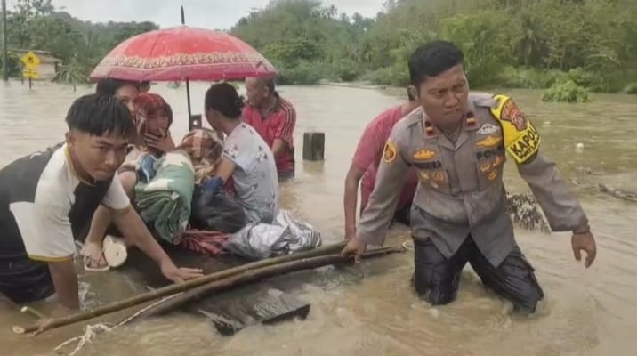 Kapolda Sultra Buka Rakor Forum Lalu Lintas dan Angkutan Jalan Ditlantas Polda Sultra dan Instansi Terkait Tahun 2025