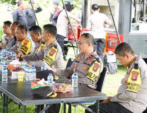 Kapolda Sultra Pantau Langsung Pengamanan Pendaftaran Pilkada Serentak 2024