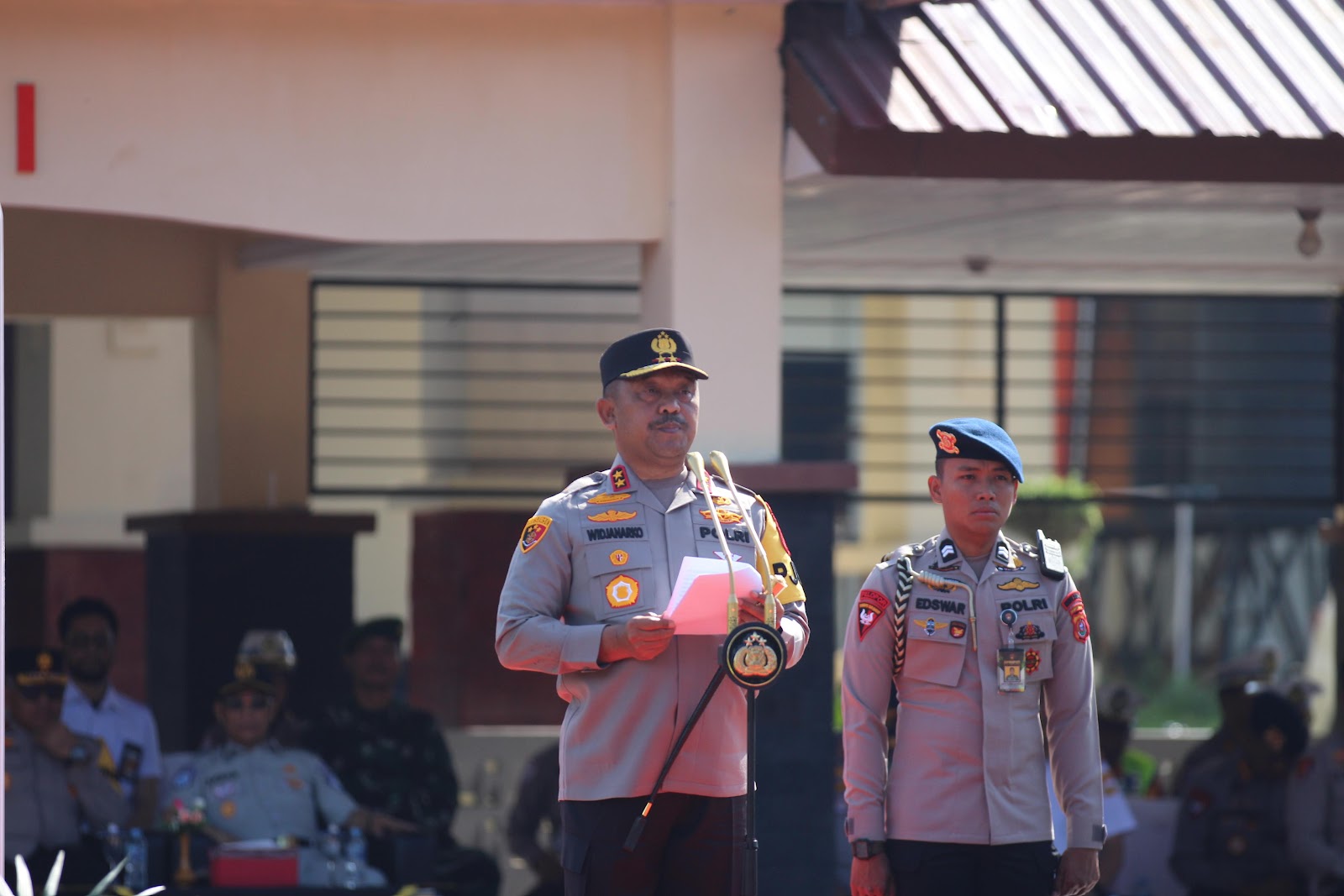 Kapolda Sultra Pimpin Apel Gelar Pasukan Operasi Zebra Anoa 2025, Tegaskan Pentingnya Tertib Berlalu Lintas Menjelang Operasi Lilin