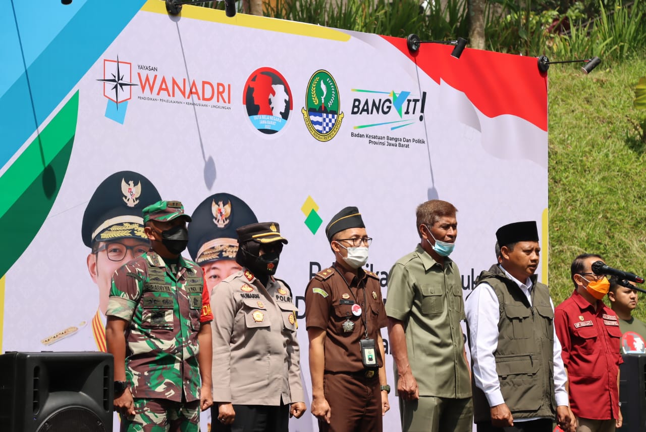 Kapolres Subang Hadiri Acara Pengukuhan Bela Negara Provinsi Jawa Barat Tahun 2022