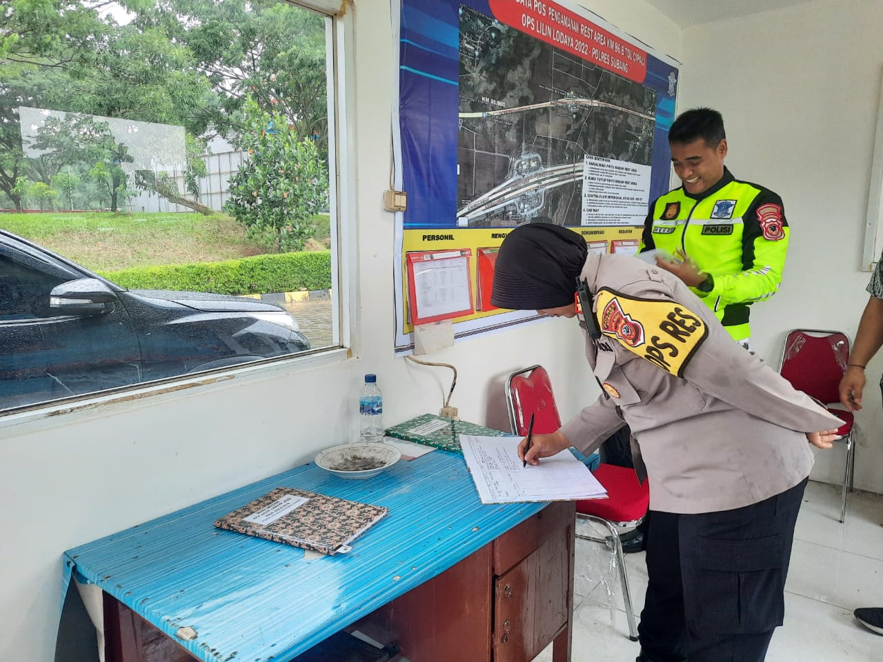 Kapolres Subang Pantau Arus Kendaraan dan Sejumlah Pos Yan di Tol Cipali