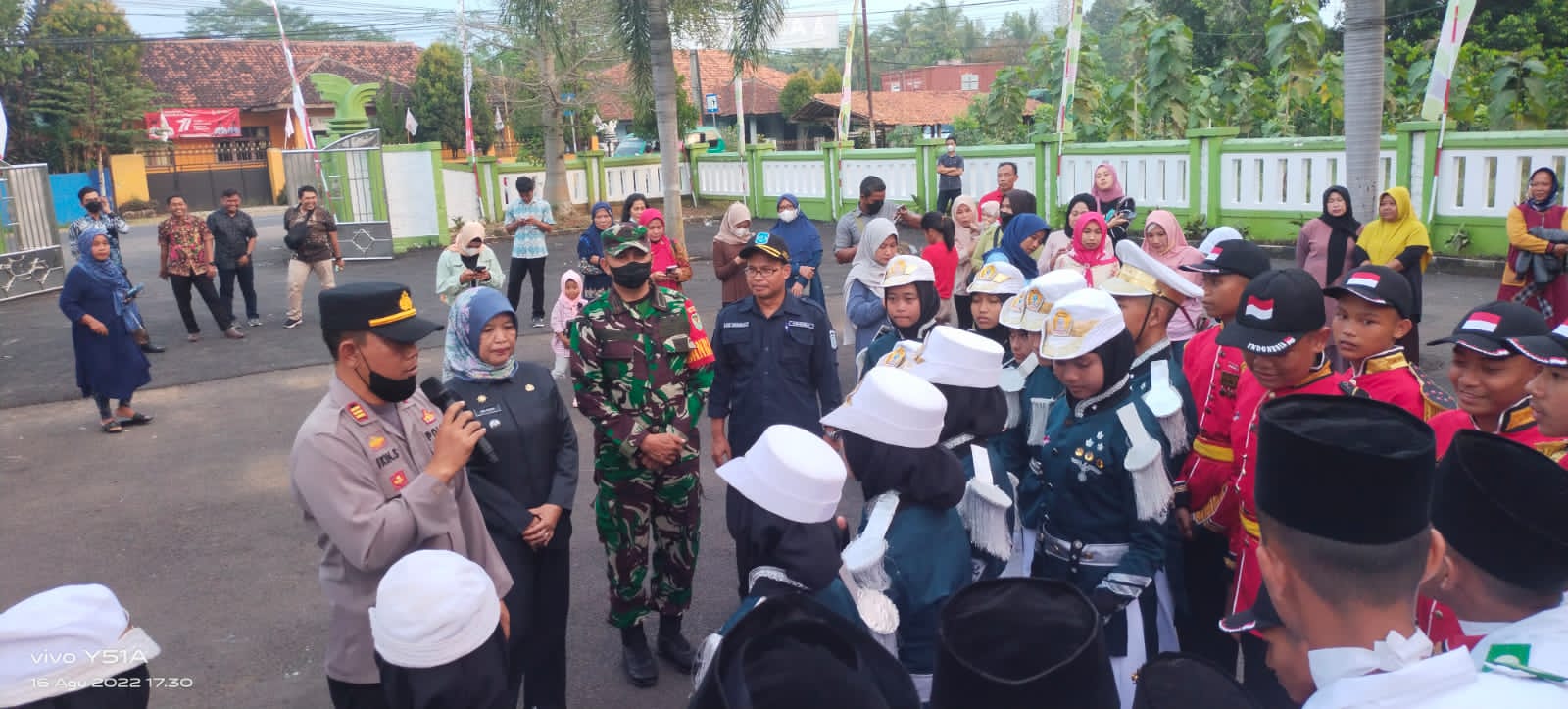 Kapolsek Cibogo Kukuhkan Paskibraka Tingkat Kecamatan Cibogo