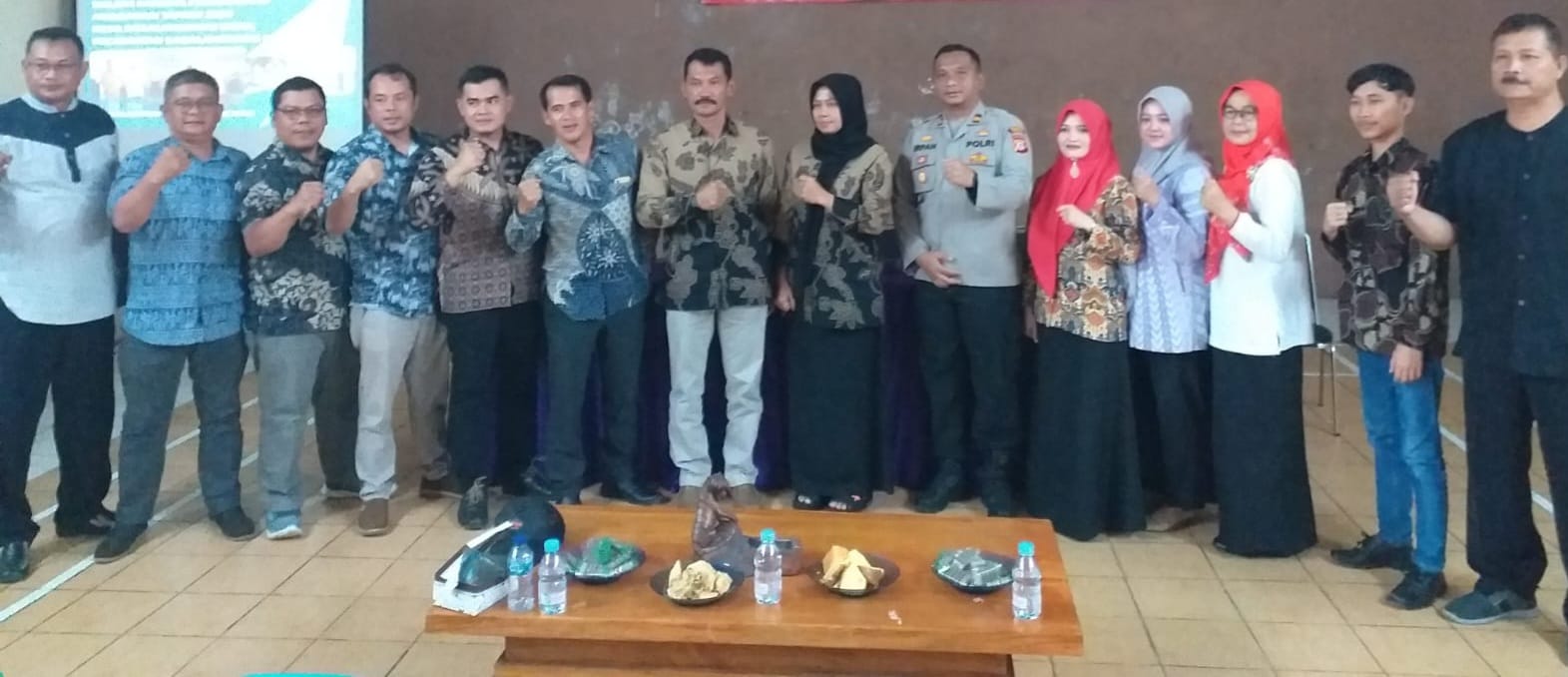 Kapolsek Sagalaherang  Berikan Pembekalan RT Dan RW Guna Ciptakan Kamtibmas Di Lingkungan