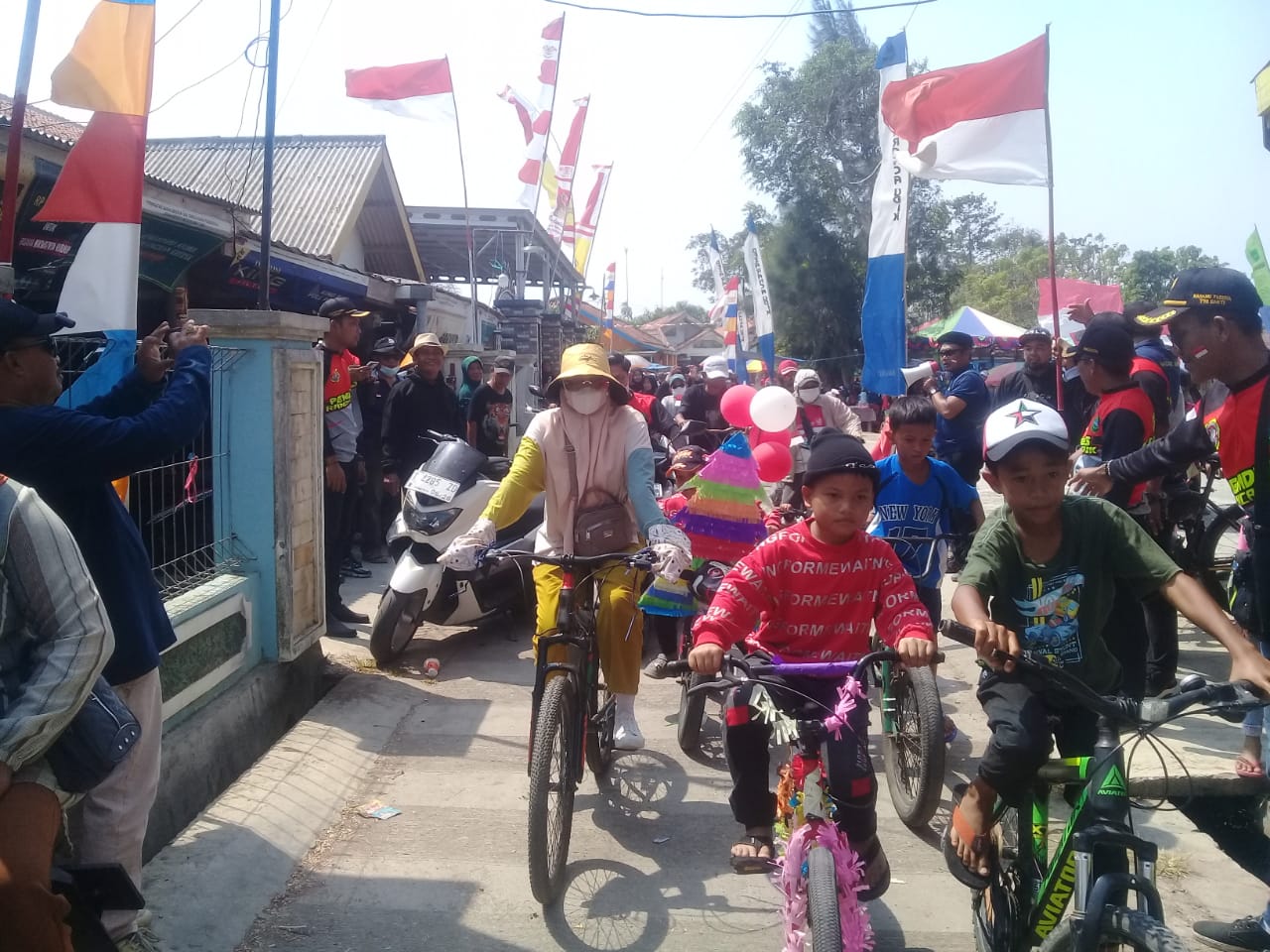 Karang Taruna Tri Sakti Desa Ranca Udik Kecamatan Tambak Dahan adakan lomba Motor dan Sepedah santai