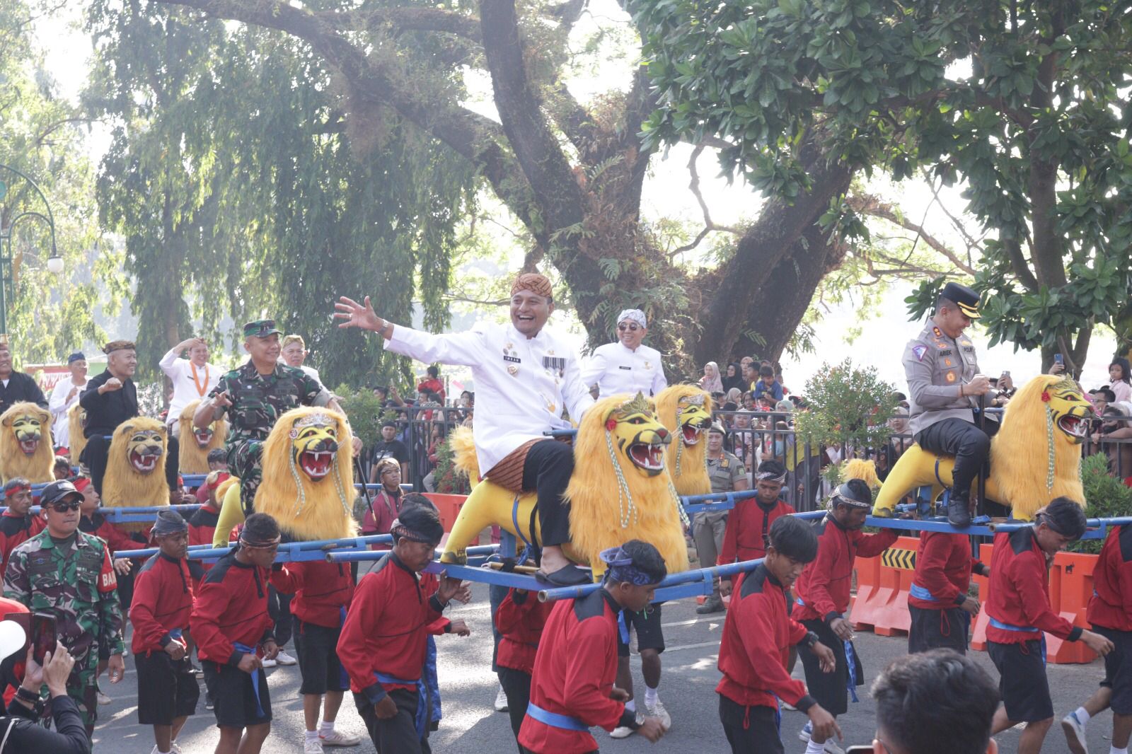 Karnaval Kabupaten Subang Meriahkan HUT Kemerdekaan RI ke-79