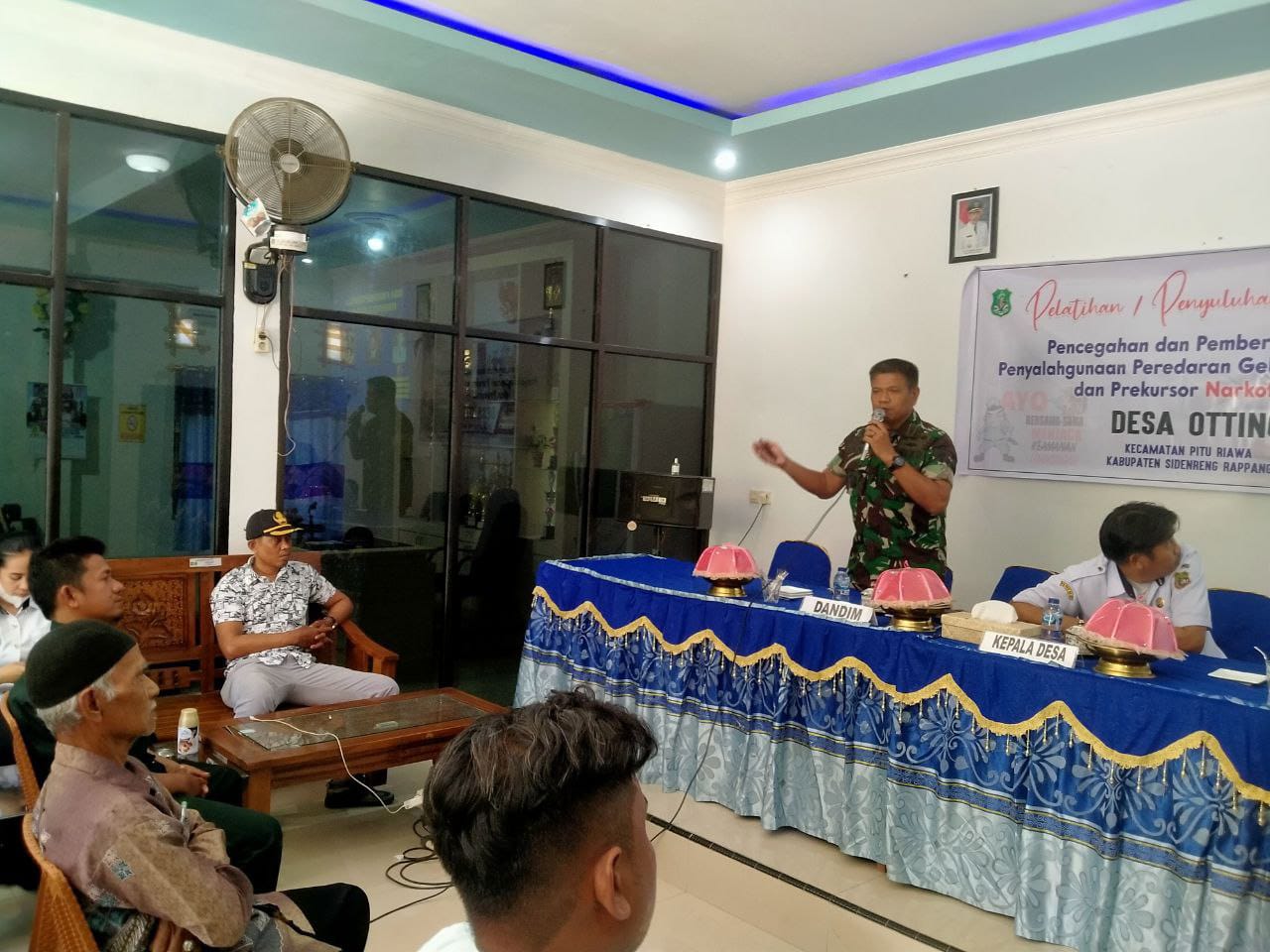 Kasdim 1420/Sidrap Ikut Memberikan Materi Wawasan Kebangsaan dan Penyuluhan Hukum Penyalahgunaan Narkoba