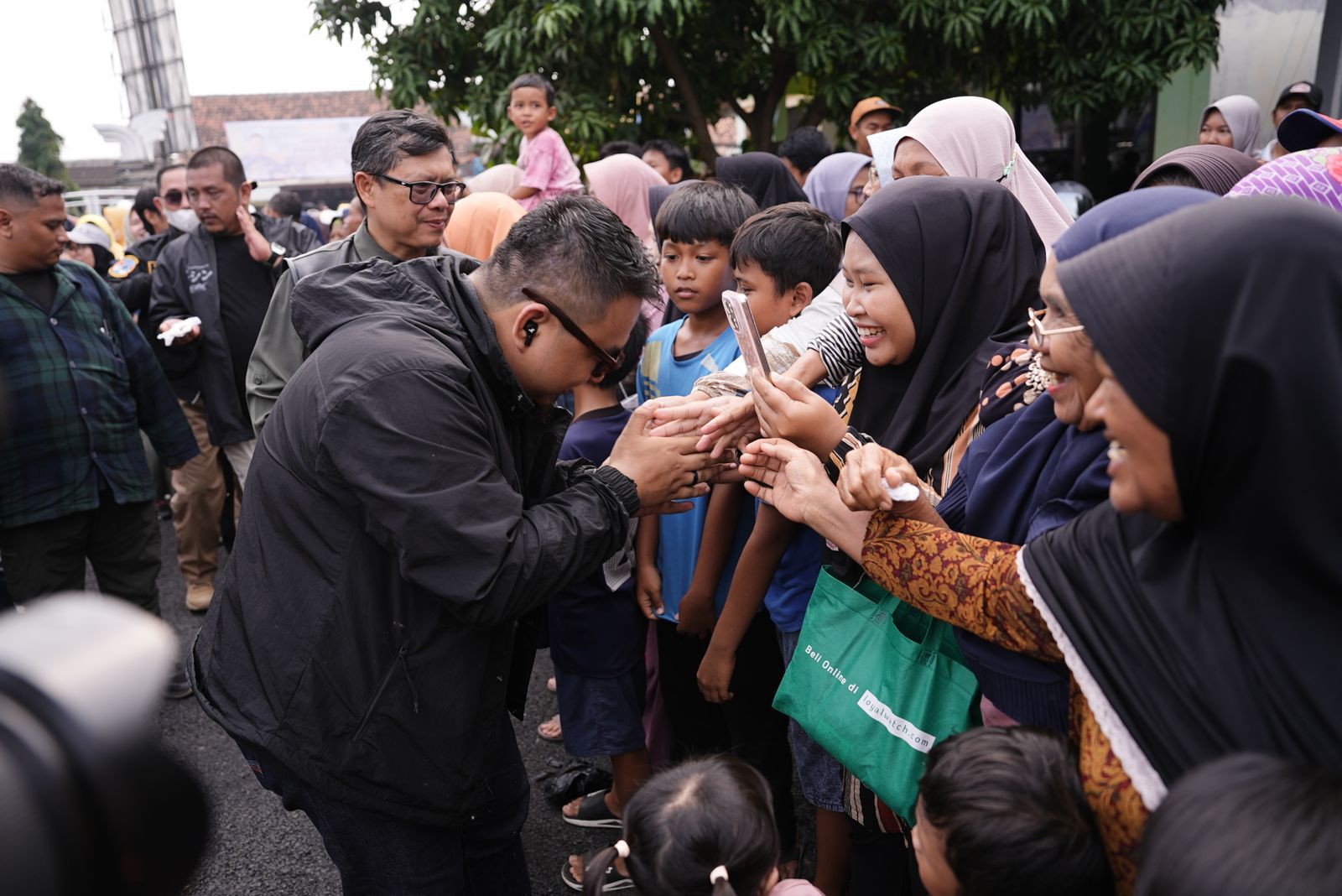 KEMBALI KUNJUNGI DESA-DESA,KANG REY MELIHAT LEBIH OBJEKTIF PERSOALAN JALAN