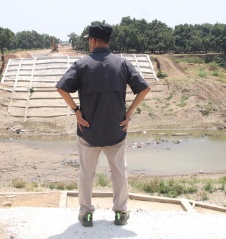 Kembali Tinjau Areal Terdampak Kekeringan, Pj. Bupati Harap Normalisasi Sungai Dilaksanakan